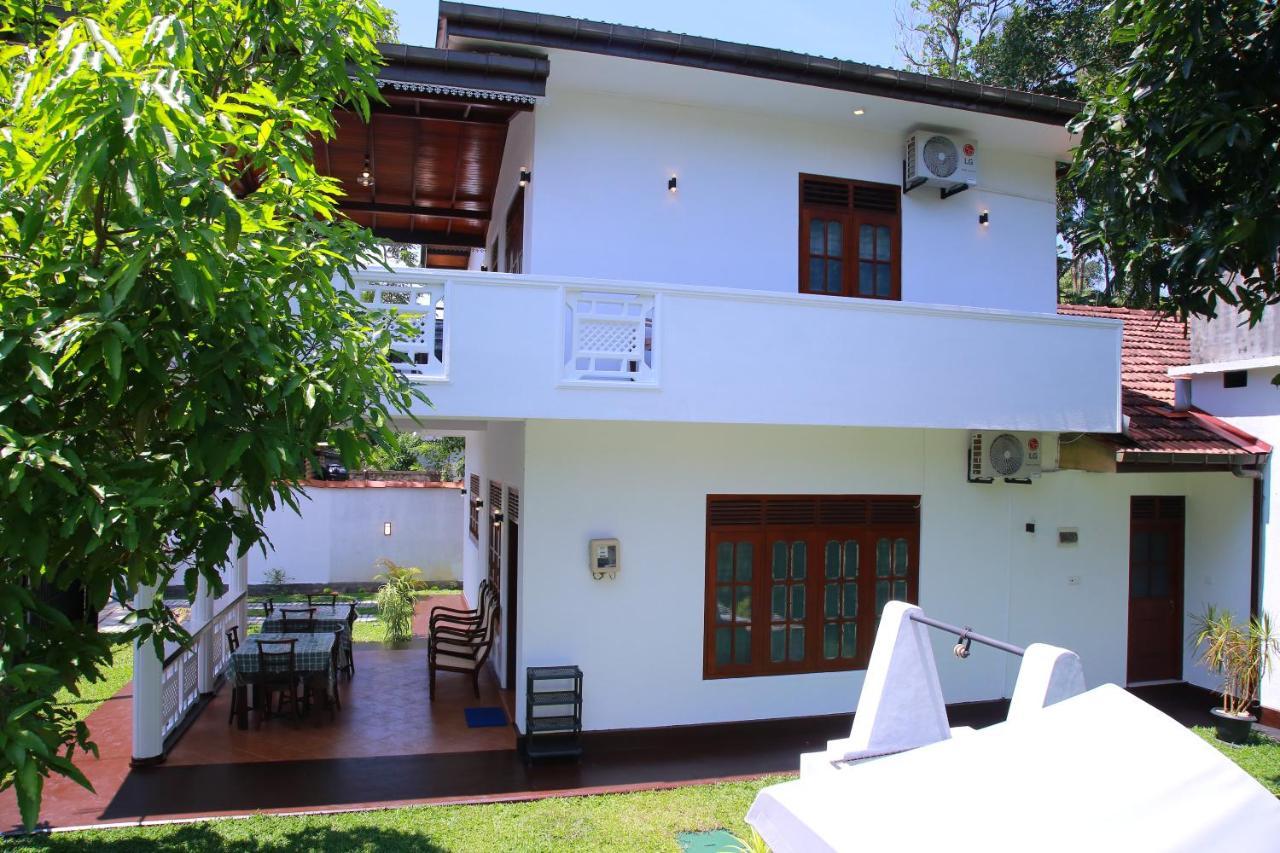 Aken Villa Hikkaduwa Kültér fotó